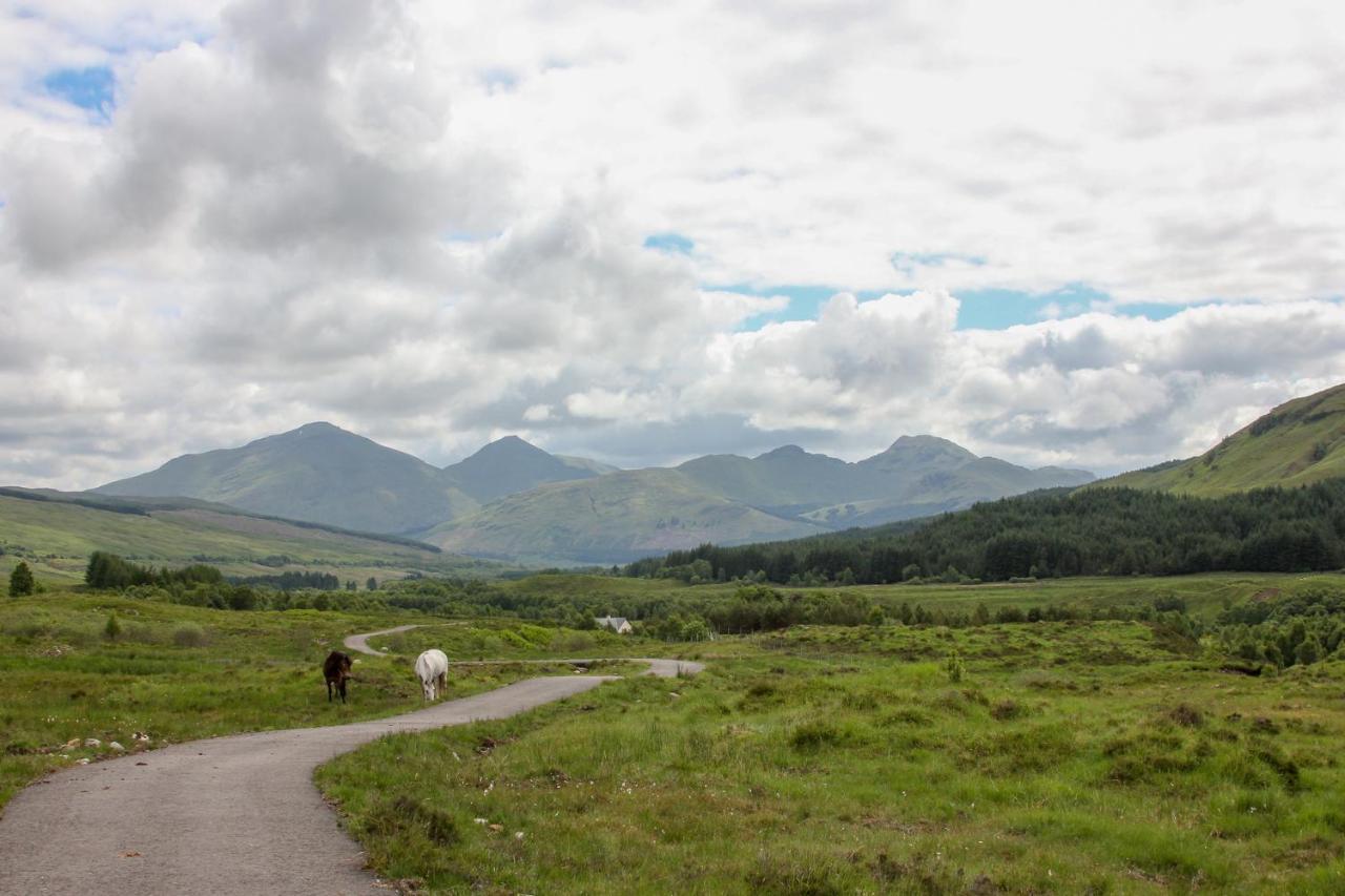 Trekker Hut Hotel Tyndrum Eksteriør billede